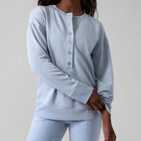Athleta Balance Henley Sweatshirt Blue 1/2 Button Down Pullover Top - Picture 1 of 3
